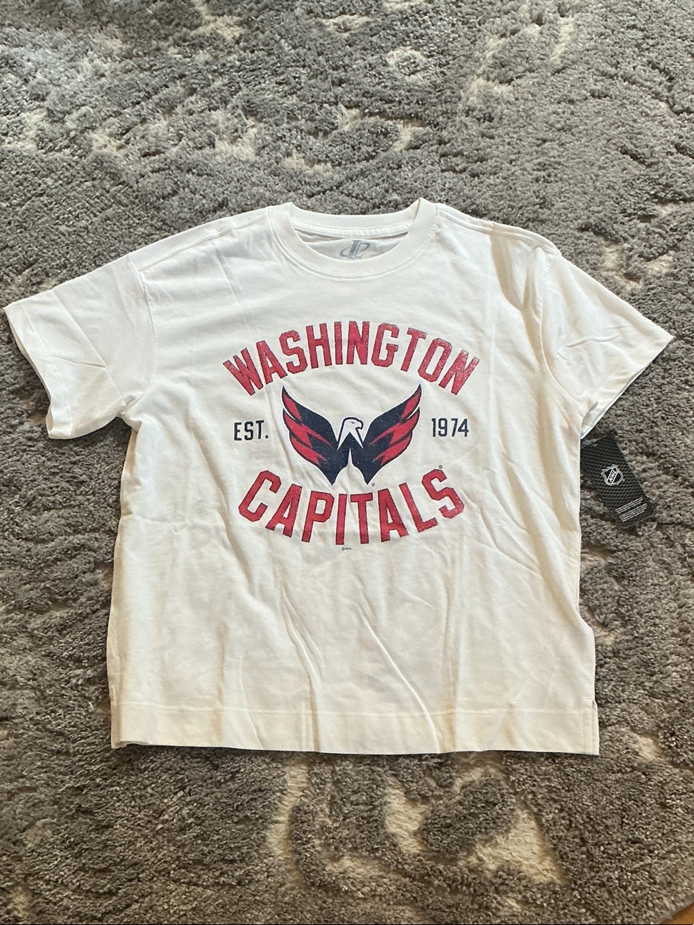 Logo Athletic / Old Navy Washington Capitals ladies tee XS - NWT